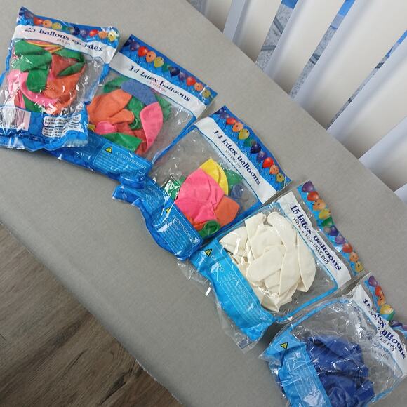 81 latex balloons multicolor new old stock 9" 12" - Picture 2 of 10